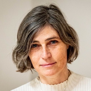 Моника Праксмарер